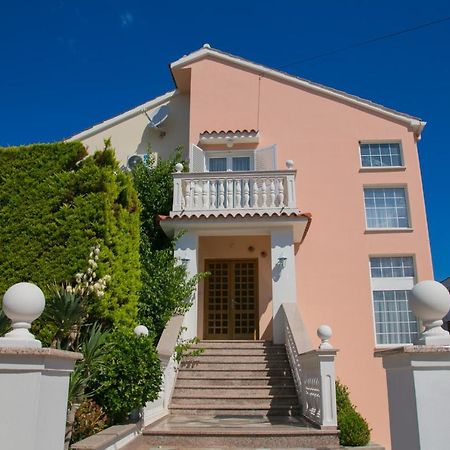 Bed and Breakfast F• R• I• E• N• D• S• Novalja Exterior foto